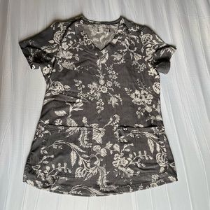 Koi basics scrub top